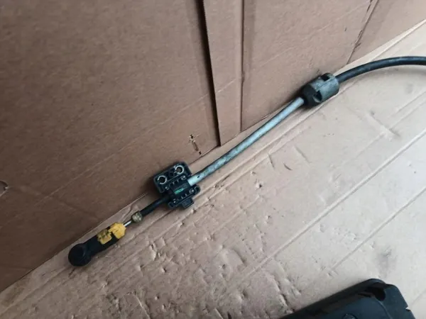 Cable cambio marchas OEM 199171681 para Peugeot 308 II image 3