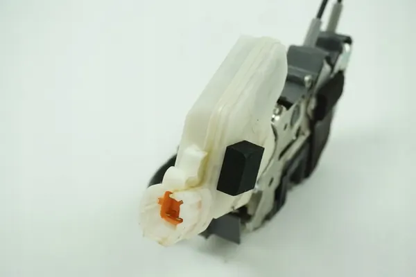 Höger dörrlås Nissan GTR R35 image 4