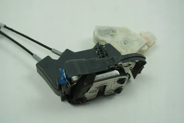 Höger dörrlås Nissan GTR R35 image 6