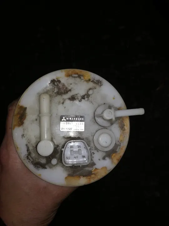 Mitsubishi OE MN158344 Bomba de combustible image 3