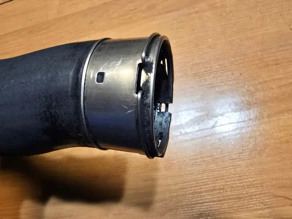 Mangueira Intercooler BMW 3 F30 316d 318d 320d 325d OEM 11618583389 image 4