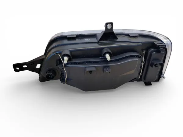 TYC 20-0677-05-2 Farol image 5