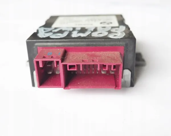 BMW Brandstofpomp Relais OEM 16147169960-01 image 4