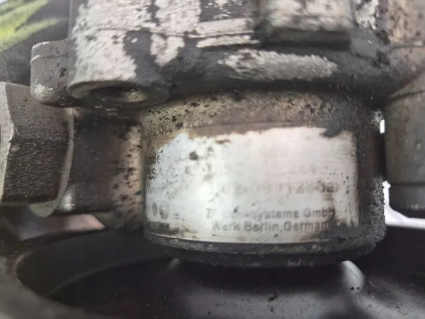 BOMBA DE DIREÇÃO ASSISTIDA MERCEDES C CLASS 204 A0054660201 image 6