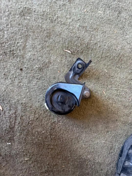 Renault Trafic Toeter OEM 50766 - Gebruikt image 2