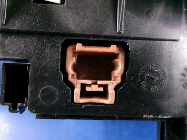 CITROEN C2 VTR Combinatieschakelaar 96660117XT image 9