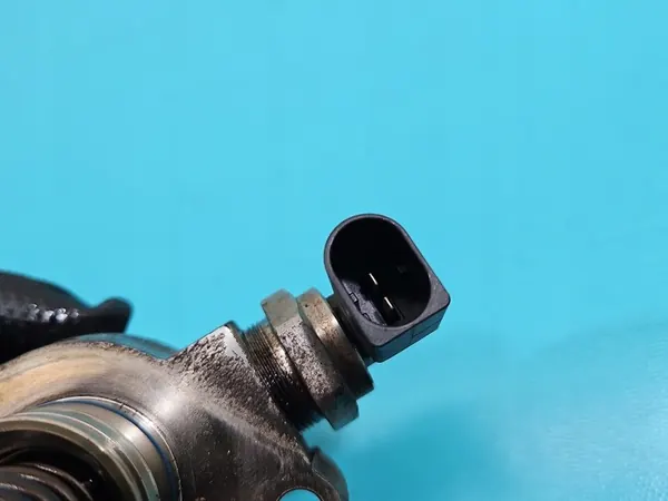 Korkeapainepolttoainepumppu Audi A5 2.0 TFSI (CNCD) image 4