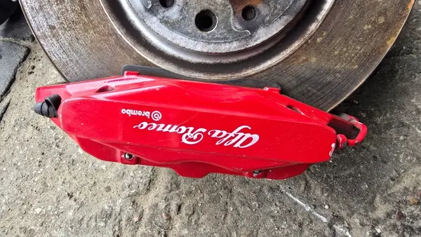 Étriers Brembo OEM Xxxxxxxx56344x pour Alfa Romeo Giulia image 7