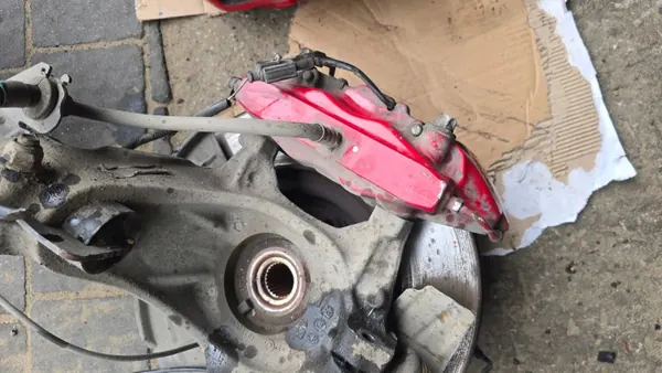 Étriers Brembo OEM Xxxxxxxx56344x pour Alfa Romeo Giulia image 9
