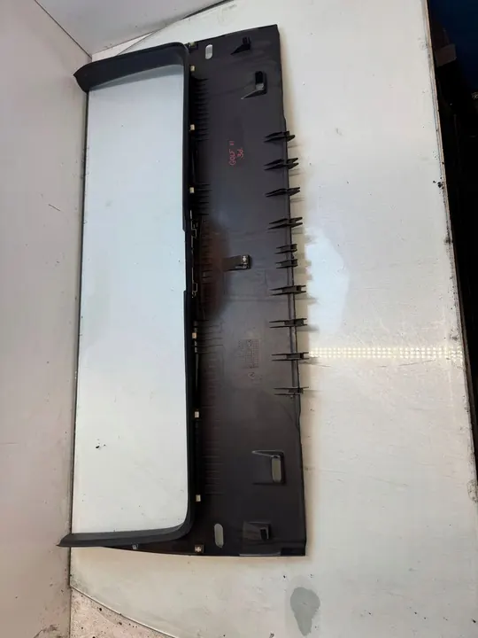 Volkswagen Golf VI 2009 Tampa do porta-malas image 3