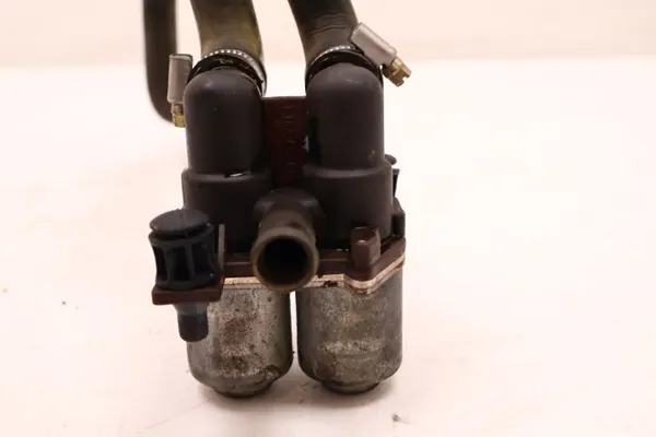 Électrovanne Mercedes-Benz W124 230E OEM 1147412015 image 7