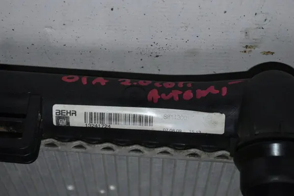 Vattenkylare Opel Insignia A 2.0 CDTI 13241724 image 3