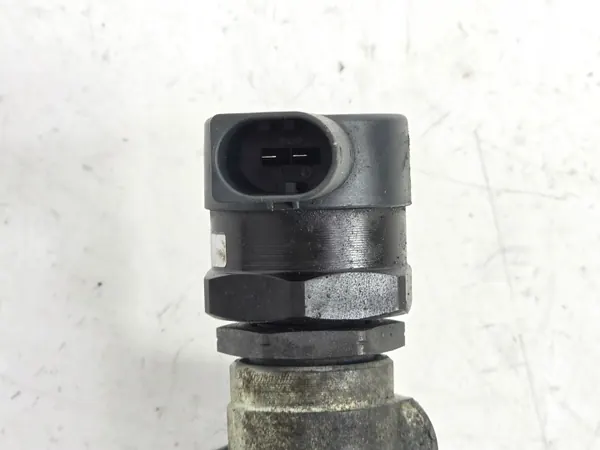 Capteur de rampe d'injection OEM A6110700395 Vito W639 2.2 CDI image 6