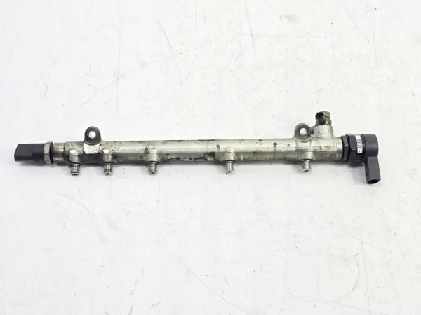 Capteur de rampe d'injection OEM A6110700395 Vito W639 2.2 CDI image 8