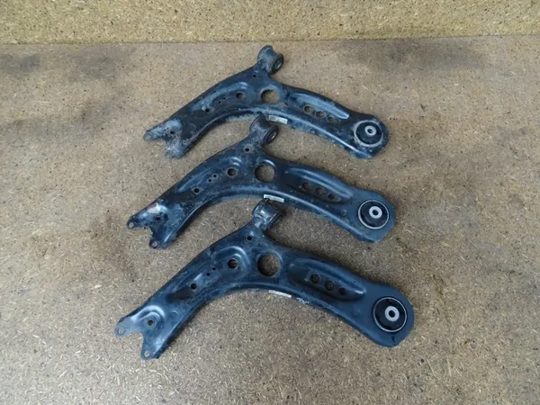 AUDI A3 8V GOLF VII Braccio Oscillante Anteriore Destro 5Q0407152J image 10