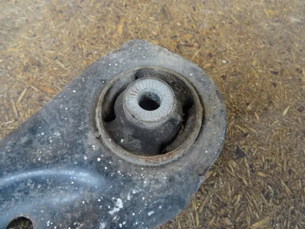 AUDI A3 8V GOLF VII Braccio Oscillante Anteriore Destro 5Q0407152J image 4