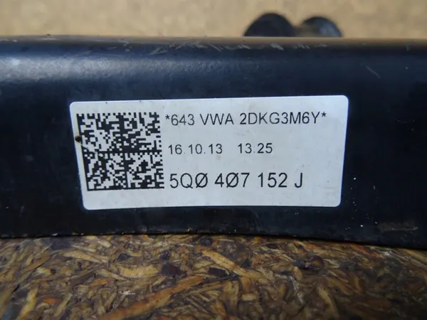 AUDI A3 8V GOLF VII Braccio Oscillante Anteriore Destro 5Q0407152J image 9