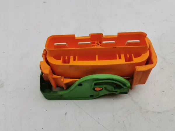 Batterierelais-Sicherung Nissan Juke II F16 2023 OEM AMD141116 image 4
