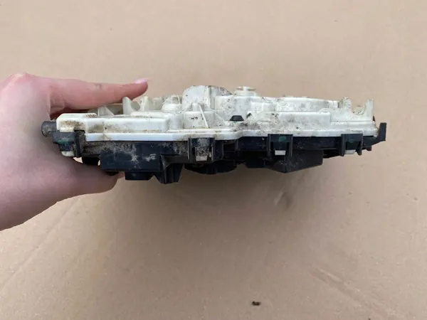 Skjutdörrslås MERCEDES 447 VITO image 8