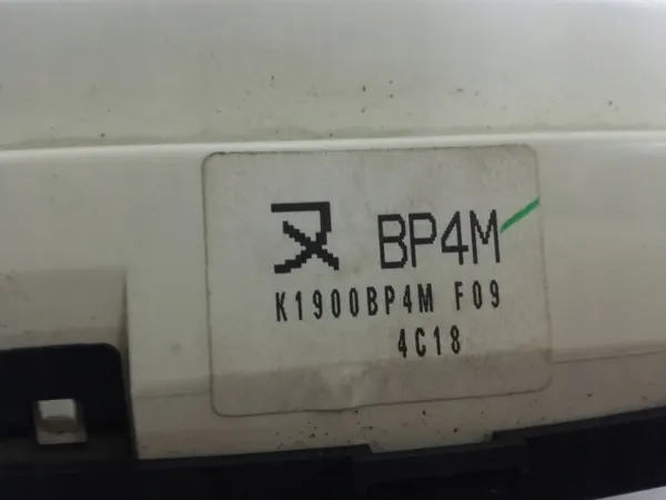 Panneau climatisation Mazda 3 OEM K1900BP4M image 3