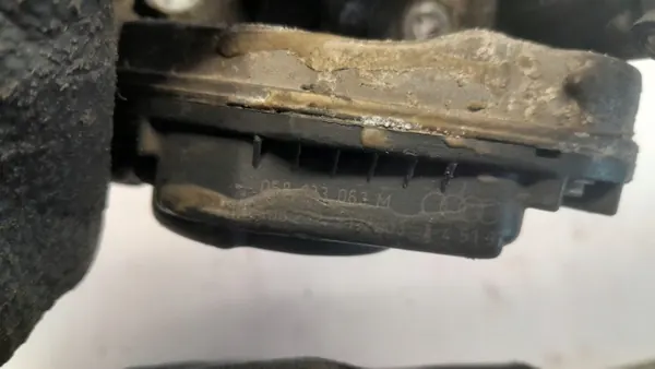 Kaasutin VW Passat B5 1.8 T OEM 058133063M image 3