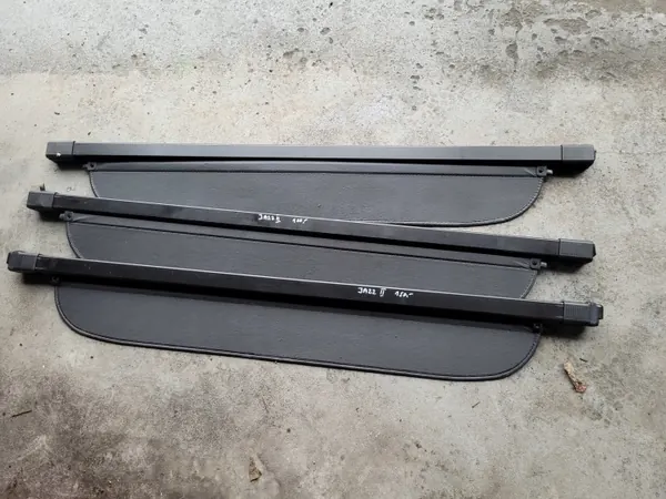 Honda Jazz II 02-08 Bagagerumsrulle OEM Del image 2