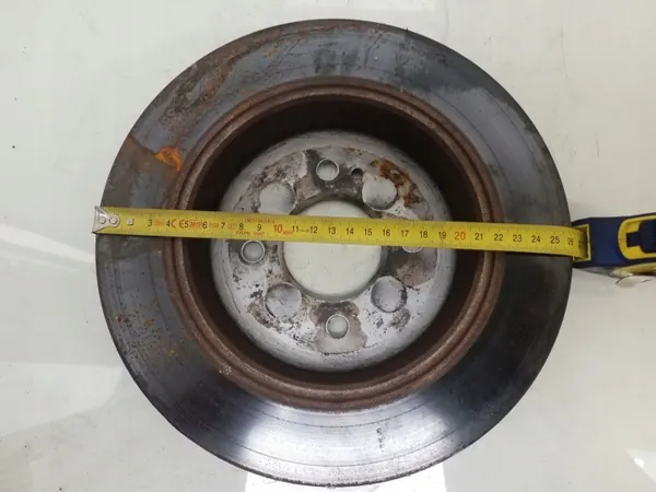 Kia Rio bakre bromskiva OEM 90R02C0703 image 6