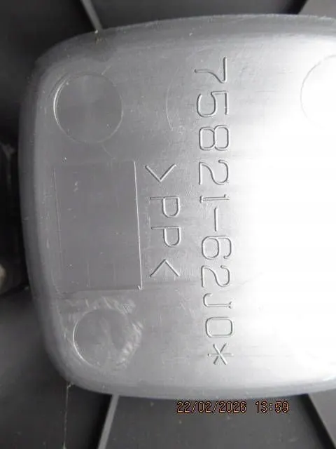 Suzuki Swift I console armsteun OEM 7582162J0 image 4