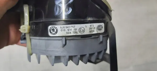 Luzes di condução diurna Skoda OE 5J0941067 image 10