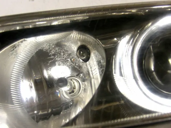 VW Passat B5 FL Vasemman Ajovalon 3B0941015AK image 7