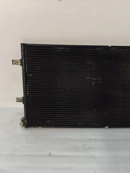 Audi OE 8T0260401E AC Condensor - Gebruikt image 6