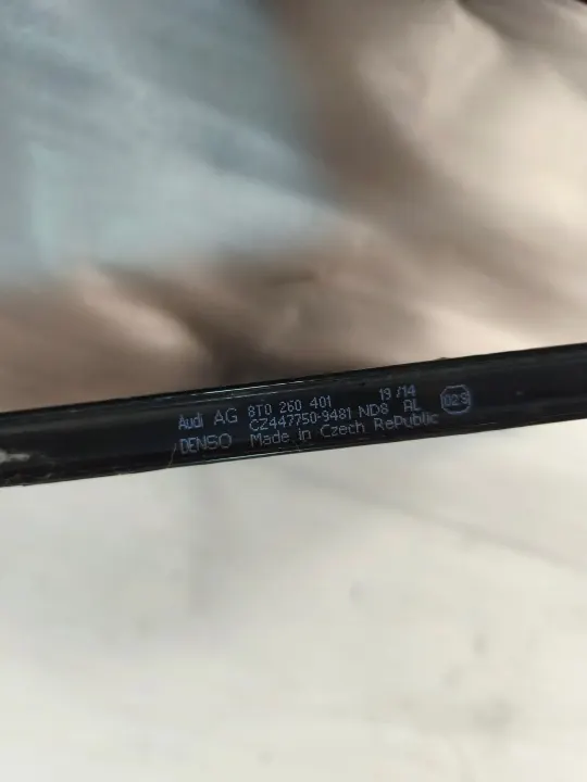 Audi OE 8T0260401E AC Condensor - Gebruikt image 8