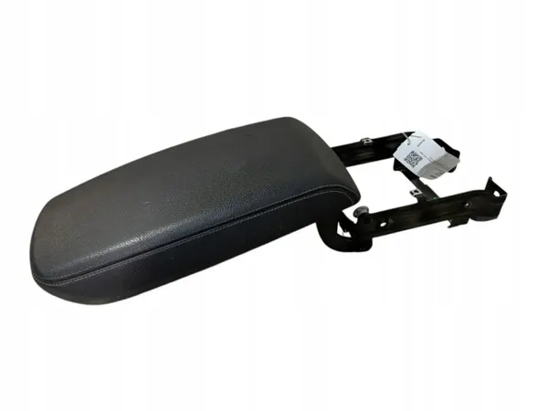 BMW X4 F26 middenconsole armsteun OEM 10500650 image 2