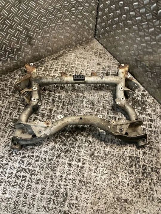 Support moteur avant OEM 218 628 01 00 Mercedes W212 image 4