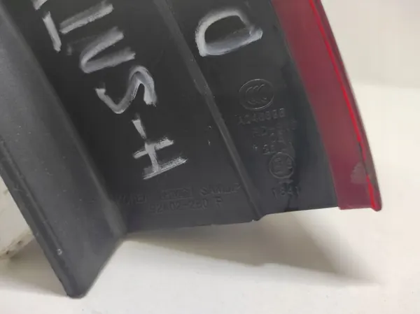 Lámpara trasera derecha HYUNDAI SANTA FÉ II 2008 924022B0 image 4