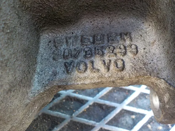 Volvo XC90 I 2.4D Vinkelväxel Reducer OEM 30735299 image 5