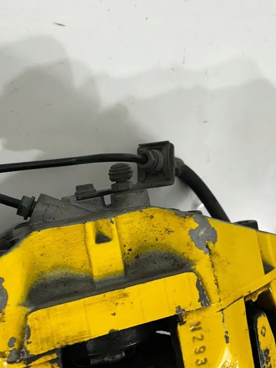 Bremsscheiben und -zangen Set YQP3128 vorne Audi A3 S3 image 6