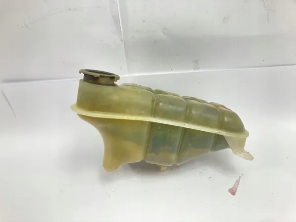 Jäähdytysnesteen laajennusastia Mercedes W124 W201 1245000649 image 5