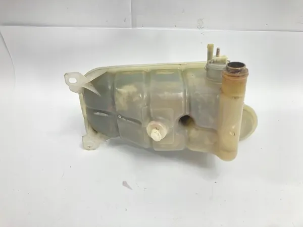 Jäähdytysnesteen laajennusastia Mercedes W124 W201 1245000649 image 7