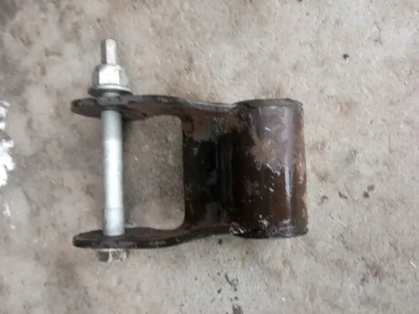 Ford F150 bakre bladfjädermontering OEM FL3Z-5776-A image 3