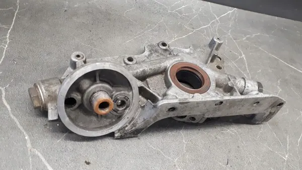 OPEL ASTRA F Olja Pump image 5