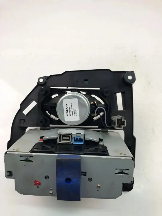Boordcomputer Volvo XC70 OEM 86333591 Gebruikt image 3