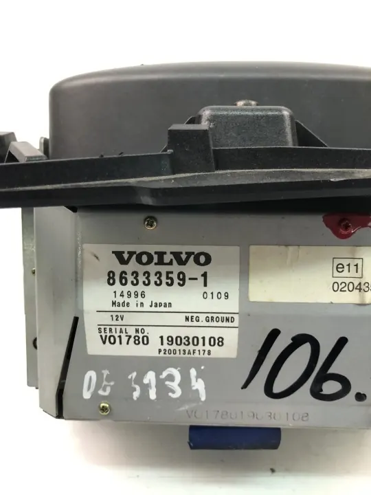 Boordcomputer Volvo XC70 OEM 86333591 Gebruikt image 4