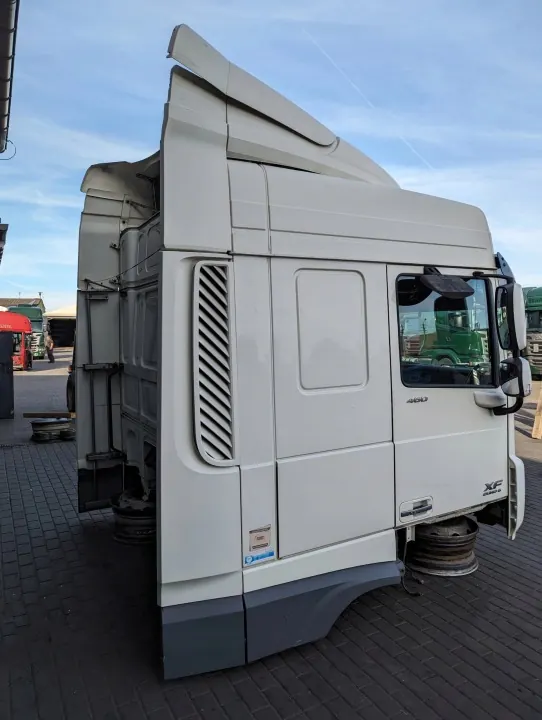 Cabina DAF XF 106 usada - OEM XF 106 image 7