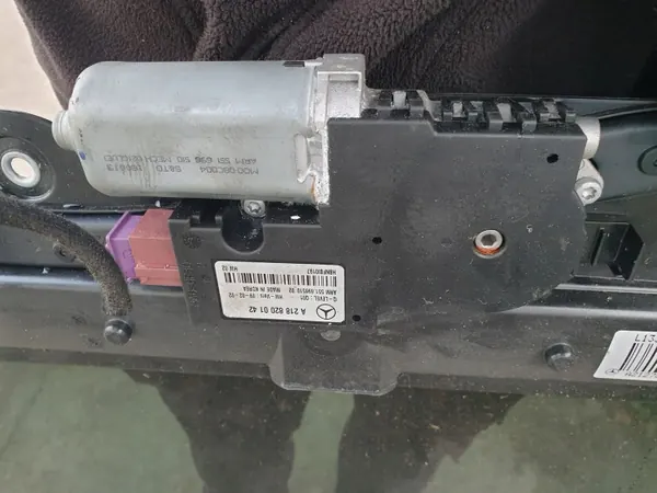 Toit ouvrant Mercedes-Benz W212 Break OEM A2127801240 image 9