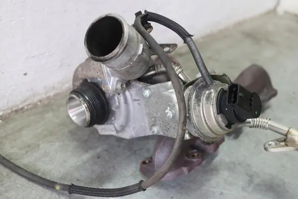 Turbocompresor Suzuki SX4 S-Cross 1.6 DDIS image 2