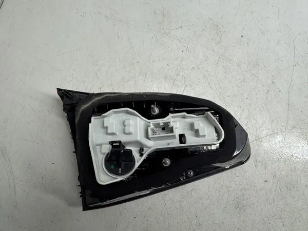 VW Golf VII HB Lámpara Trasera Derecha 5G0945094AE image 10