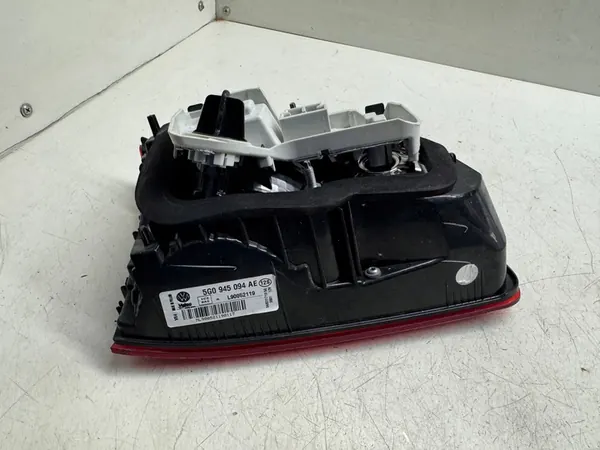 VW Golf VII HB Lámpara Trasera Derecha 5G0945094AE image 9