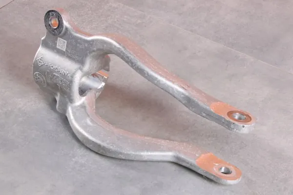OEM 6865929 Voorlinker Schokdemperbevestiging BMW 5 Serie image 7