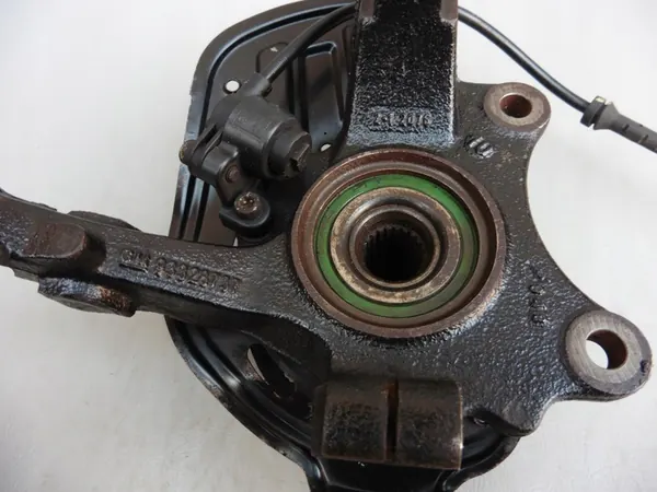 Mozzo di sterzo anteriore sinistro Opel Meriva A ABS OEM 93328737 image 3